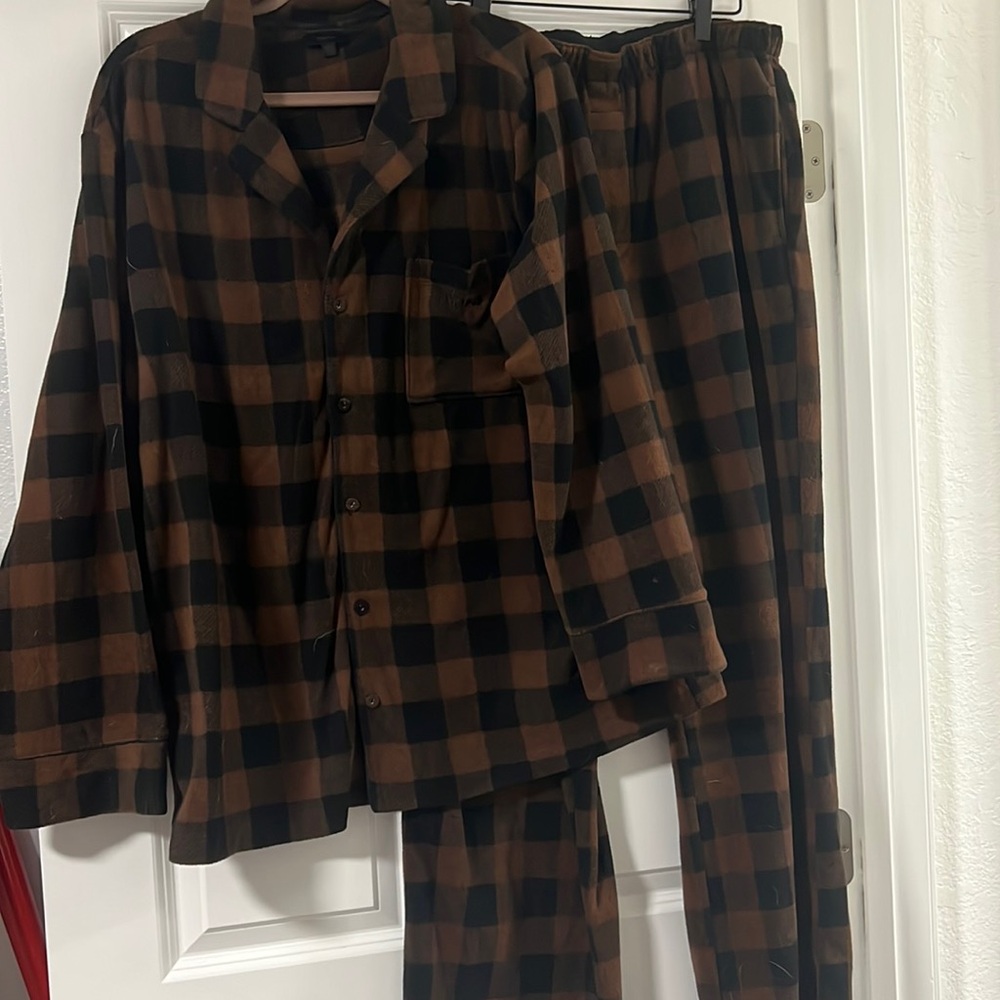 Skims Plaid Pajamas